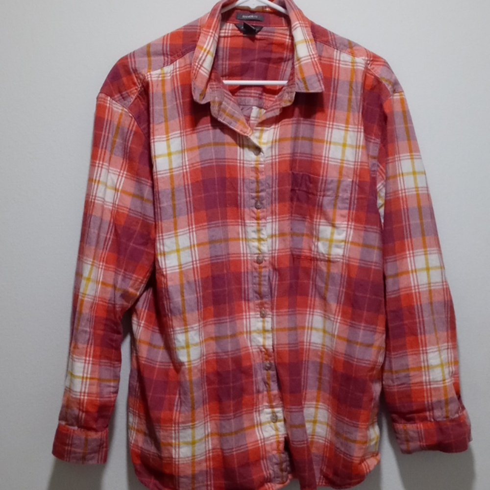 Eddie Bauer Button up